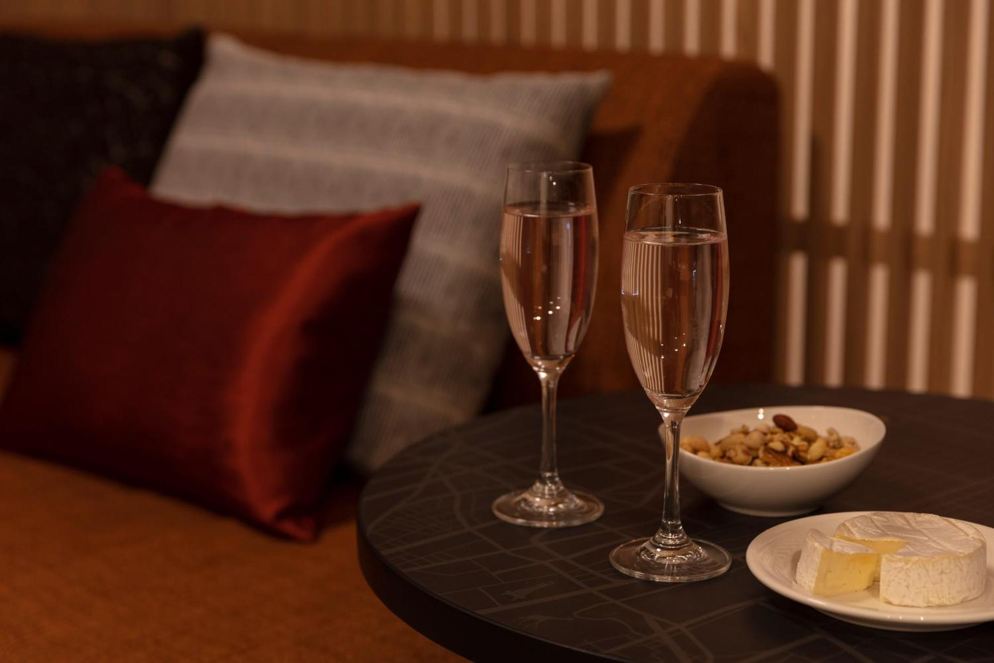 Tokyu Vacations Osaka Midosuji Hotel ภายนอก รูปภาพ
